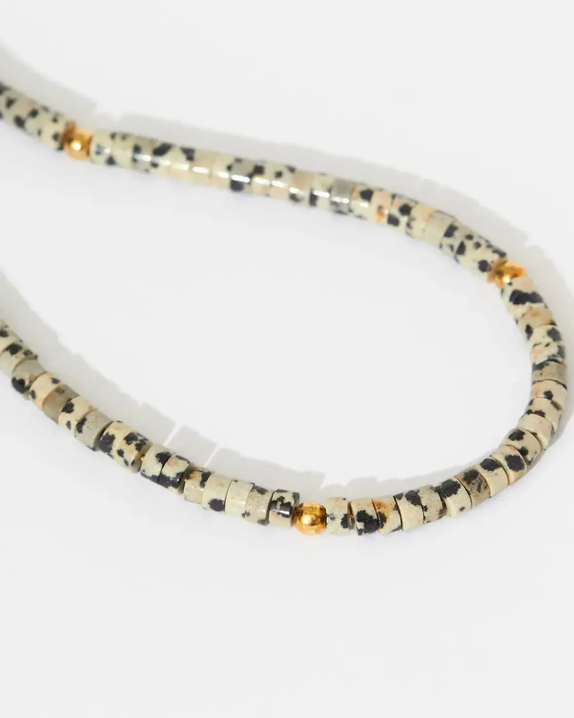 Croc Dundee Halskette aus dalmatinischem Jaspis und Perlen