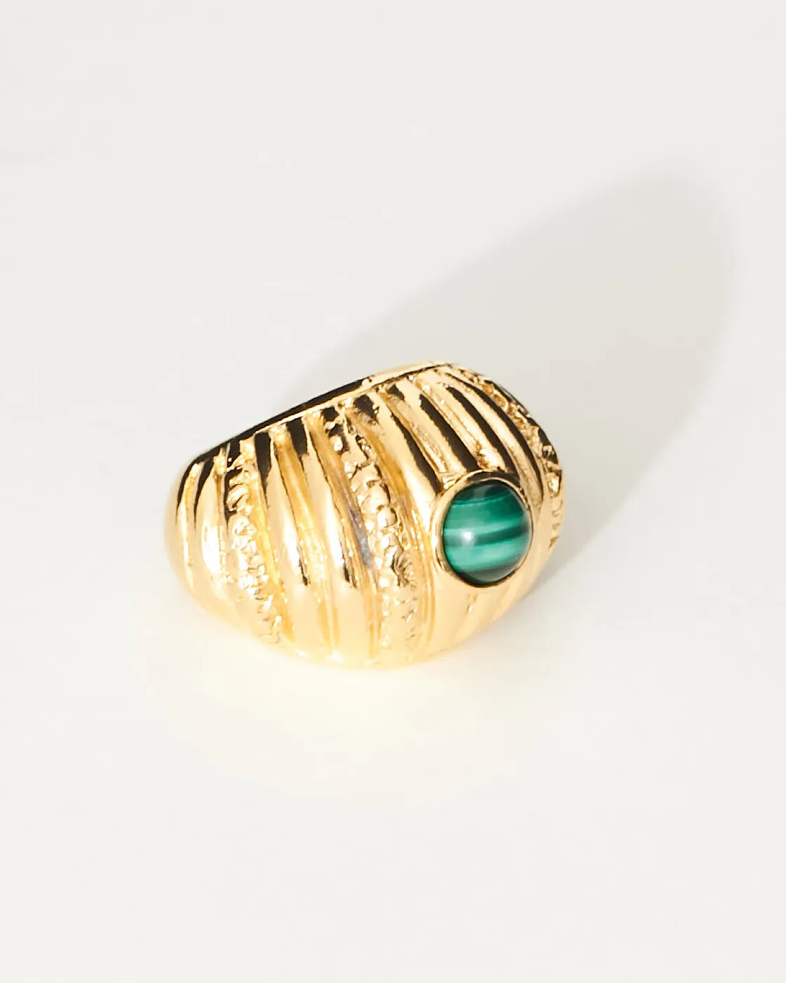 Small Reef Ring with Malachite