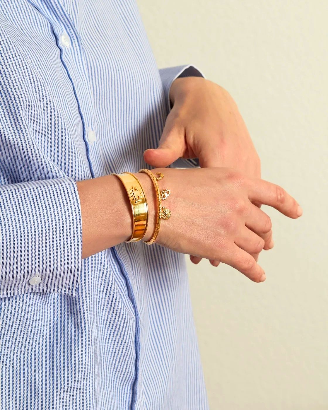 Ammos Universe Gold-Plated Thin Cuff