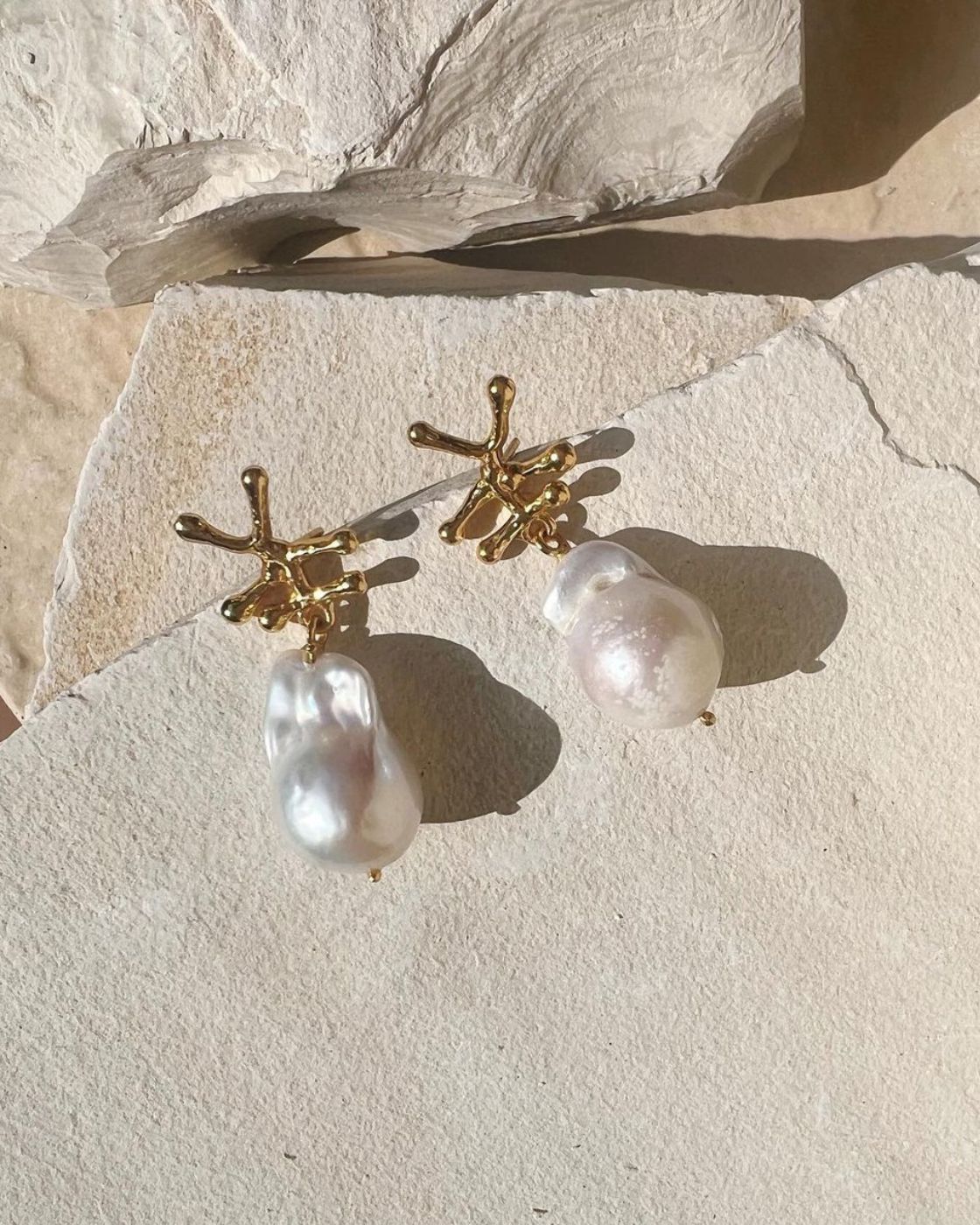 Nuria Drop Pearl Earrings