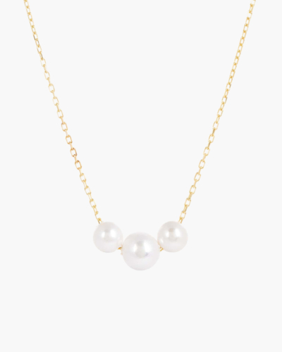 Laura Gold Chain Necklace with tripple pearls