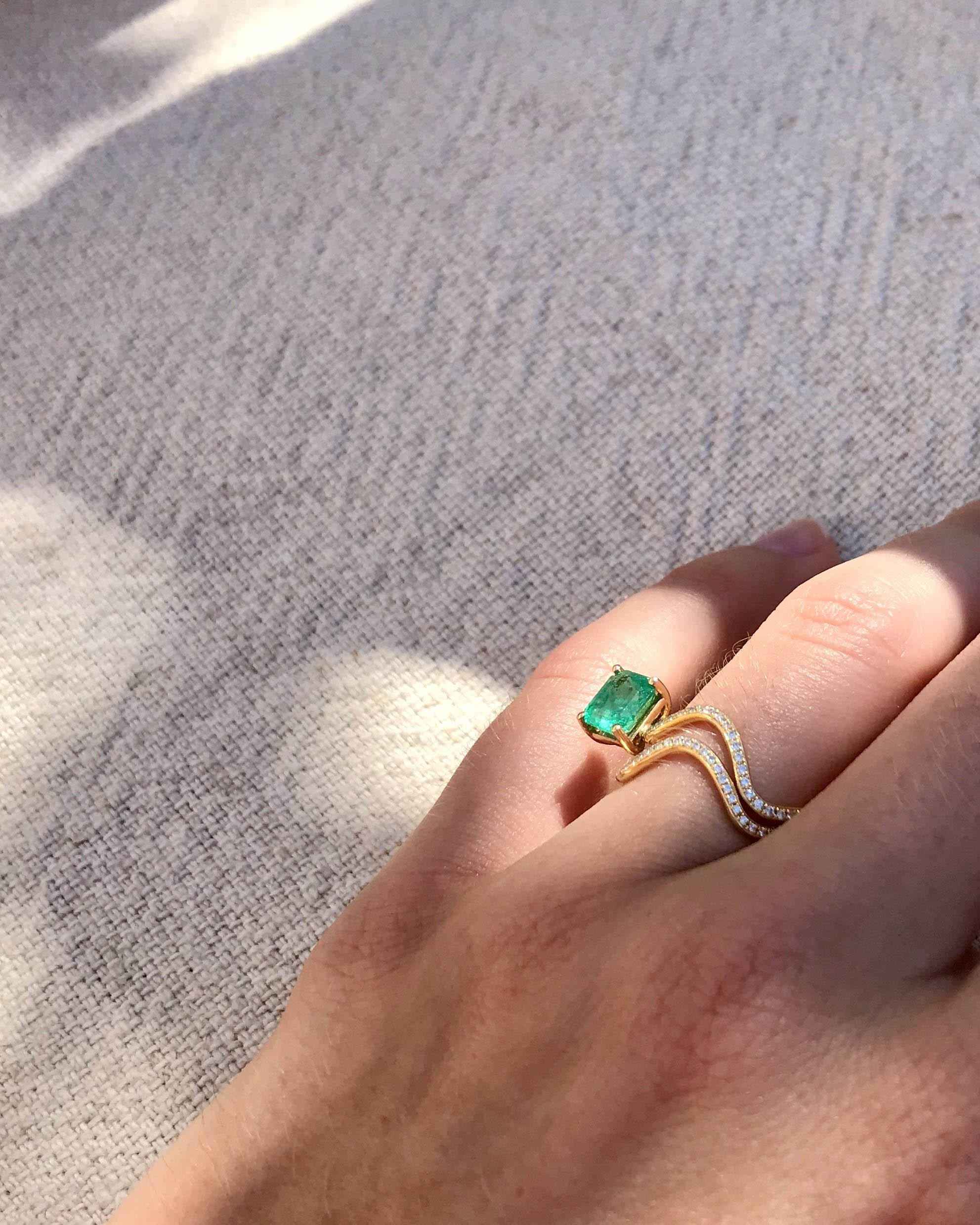 Petite Comete Emerald And Diamond Gold Ring