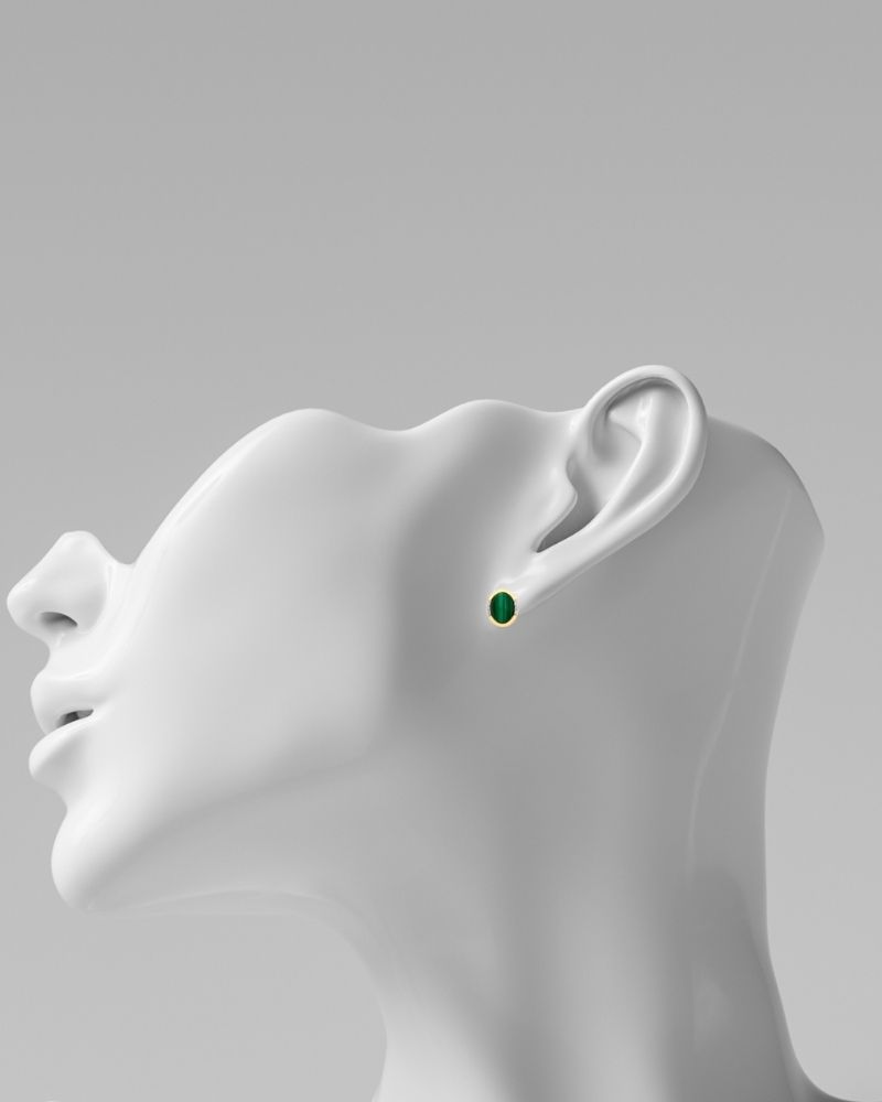 Malachit- und Diamant-Ohrringe in ovaler Form.